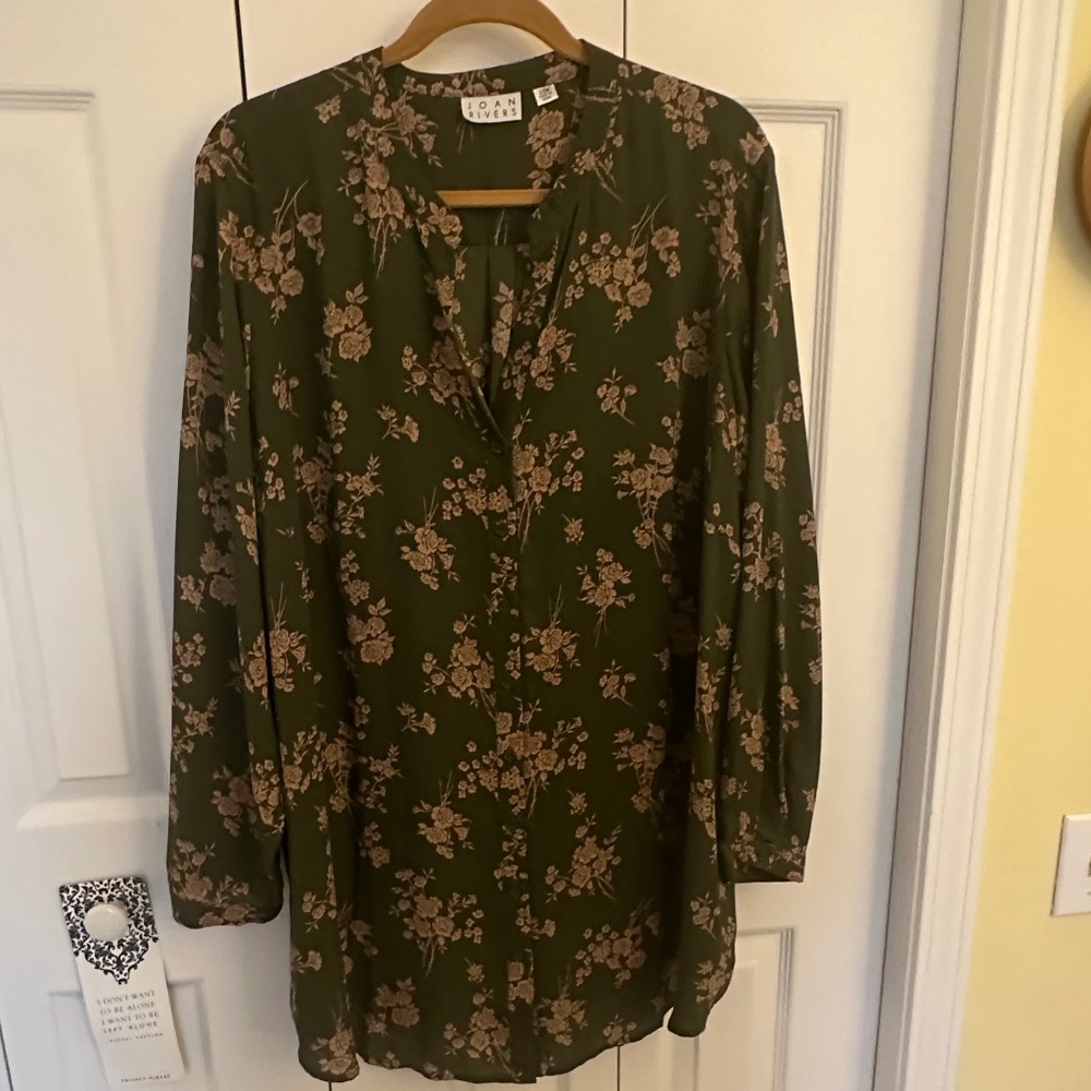 Long sleeve Joan Rivers Top